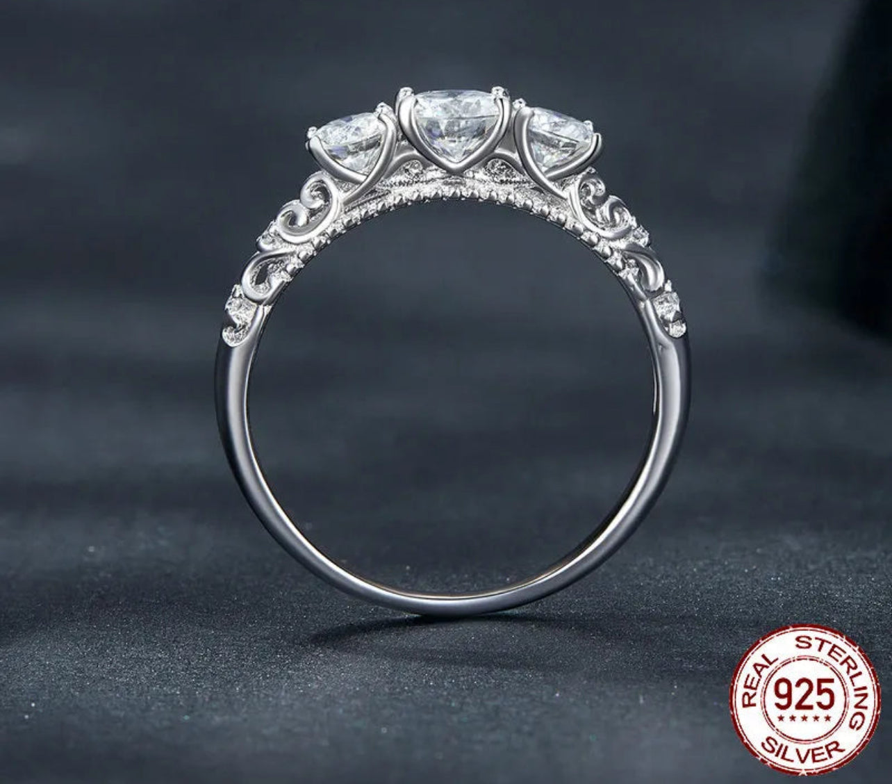 925 Silver 1.1cttw Round Moissanite Platinum Plated Ring