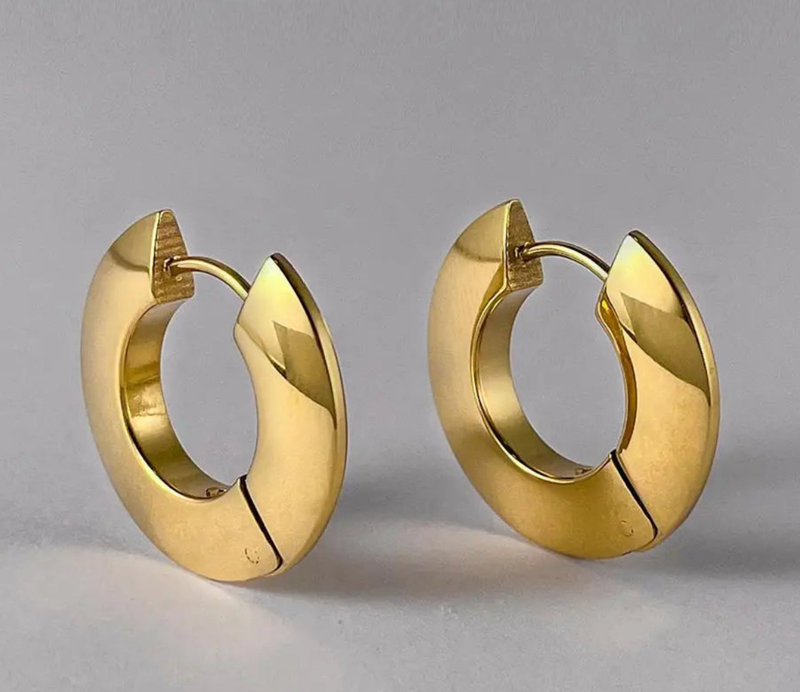 18K Gold-Plated Stainless Steel - Oblate Circle Design Stud Earrings