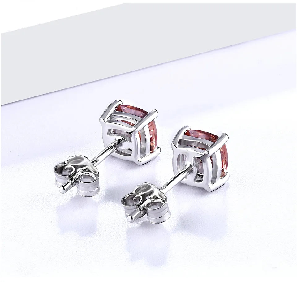 925 Silver Round Cut 5mm Zultanite Stud Earrings - Color Changing