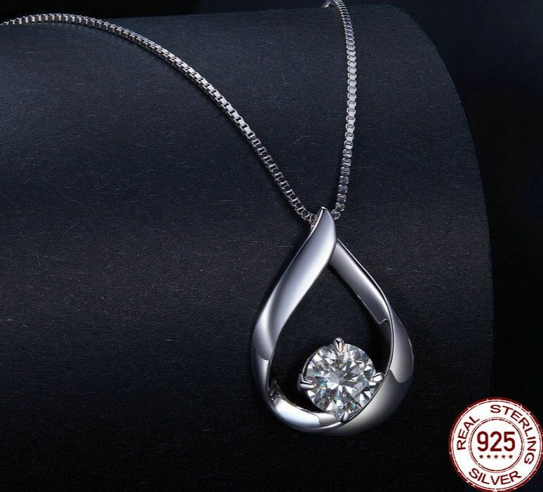 925 Silver 1ct Moissanite Diamond Chain Necklace - Waterdrop Pendant