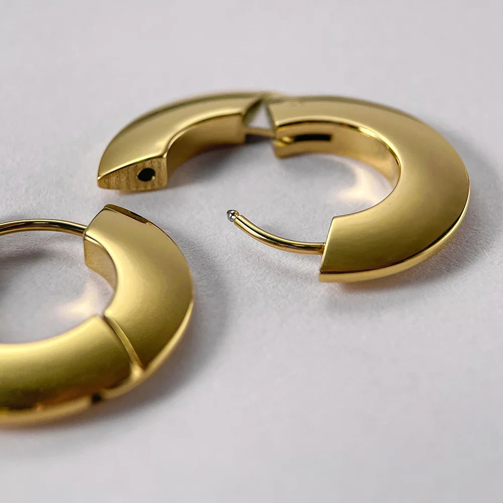 18K Gold-Plated Stainless Steel - Oblate Circle Design Stud Earrings