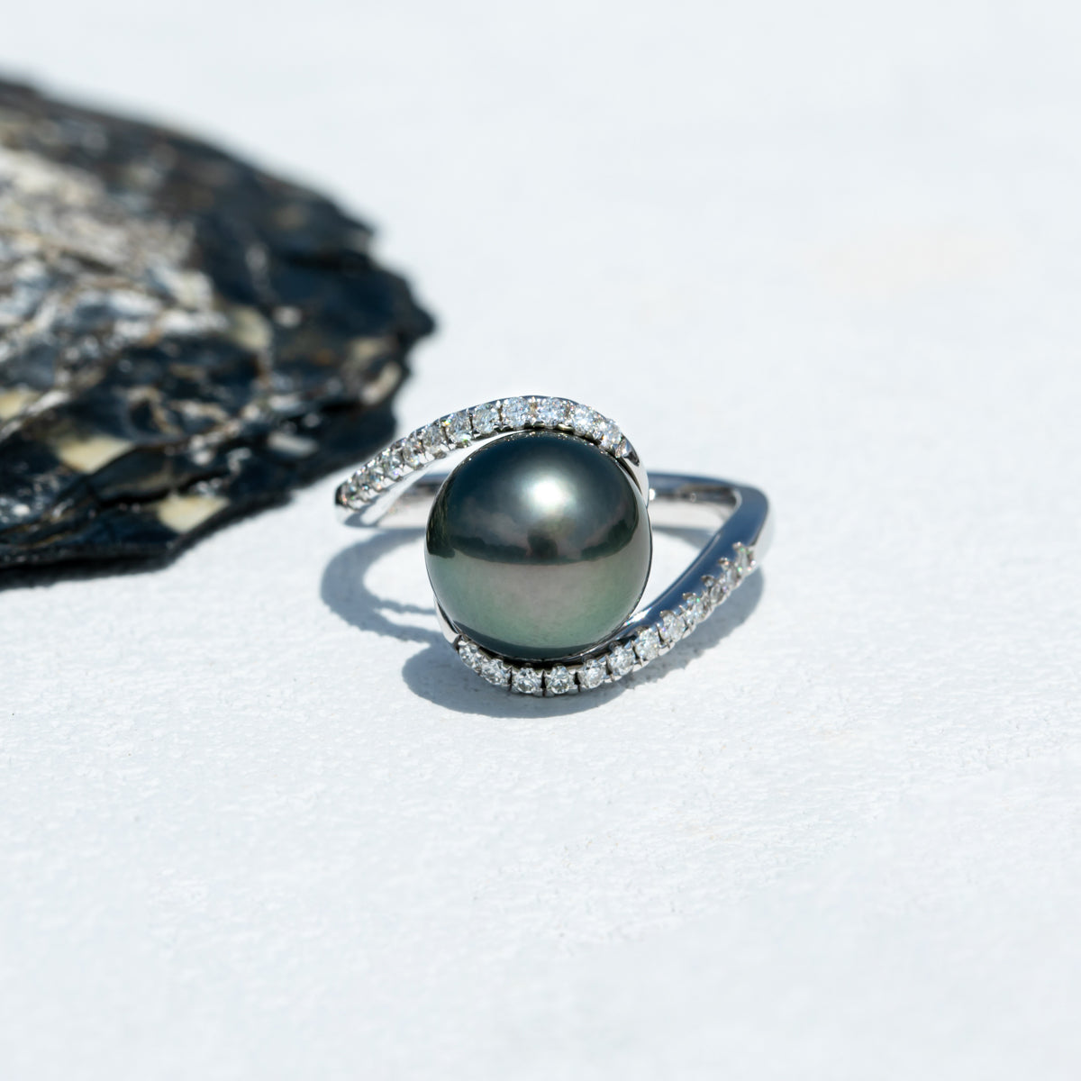 925 Silver 10-11mm Natural Tahitian Black Pearl and Moissanite Engagement Ring