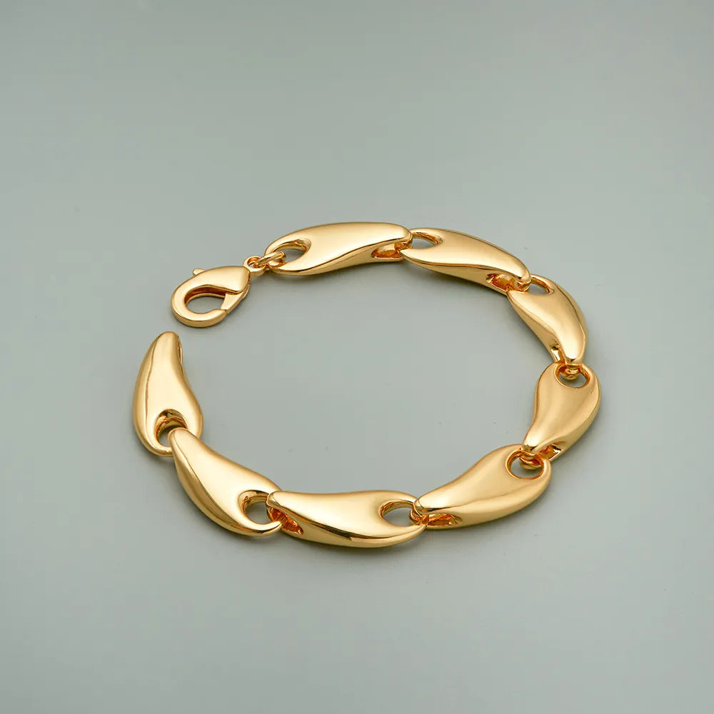 Elegant 18K Gold-Plated Copper Raindrop Flow Shape Bracelet