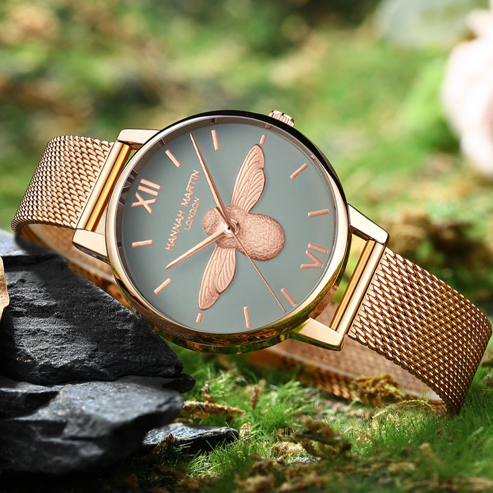 3D Engraved Bee Dial Women Dress Watch