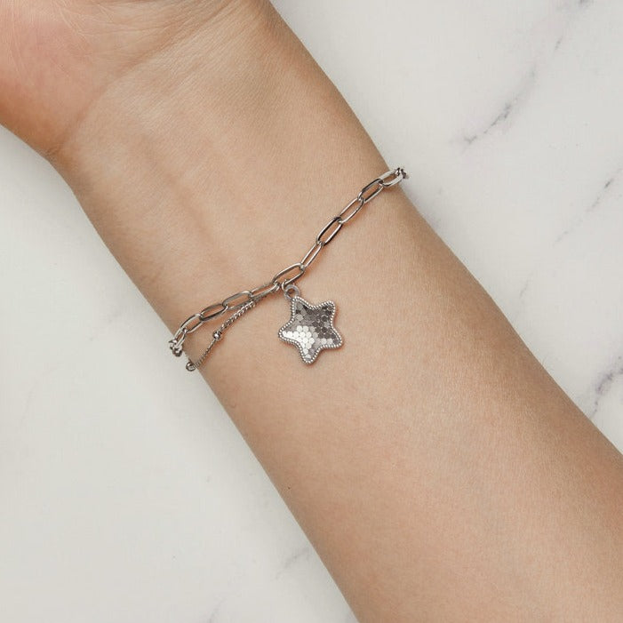 925 Silver Sparkling Star Splice Chain Bracelet on model